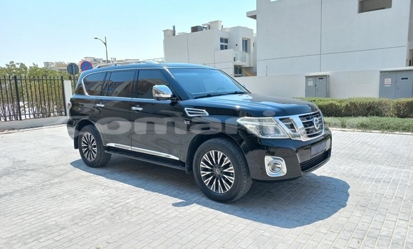 Buy Used Nissan Patrol Black Car in Muscat in Masqat Buy Used Nissan Patrol Black Car in Muscat in Masqat