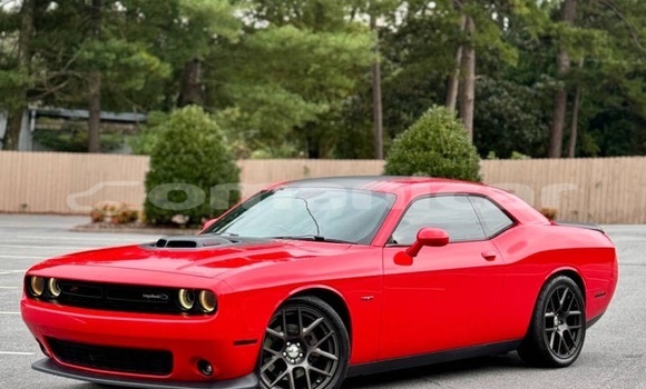 Buy Used Dodge Challenger Red Car in Muscat in Masqat Buy Used Dodge Challenger Red Car in Muscat in Masqat