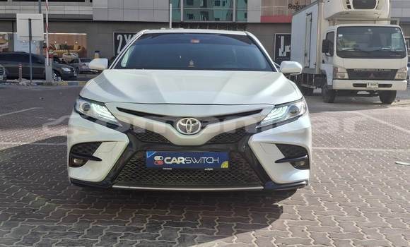 Buy Used Toyota Camry White Car in Muscat in Masqat Buy Used Toyota Camry White Car in Muscat in Masqat