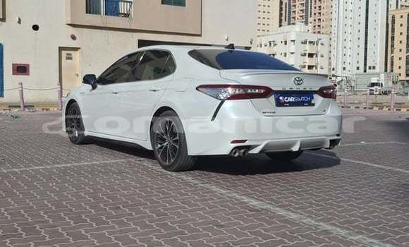 Buy Used Toyota Camry White Car in Muscat in Masqat Buy Used Toyota Camry White Car in Muscat in Masqat
