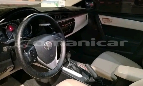 Buy Used Toyota Corolla White Car in Nizwa in ad-Dakhiliyah Buy Used Toyota Corolla White Car in Nizwa in ad-Dakhiliyah
