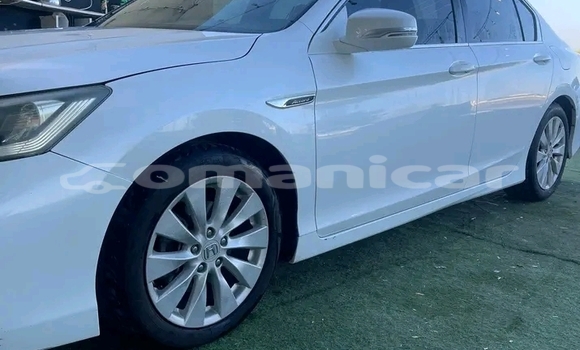 Buy Used BMW 340 White Car in as–Suwayq in al-Batinah Buy Used BMW 340 White Car in as–Suwayq in al-Batinah