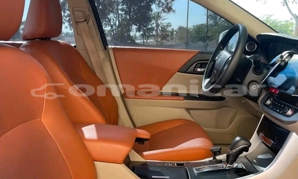 Buy Used BMW 340 White Car in as–Suwayq in al-Batinah Buy Used BMW 340 White Car in as–Suwayq in al-Batinah