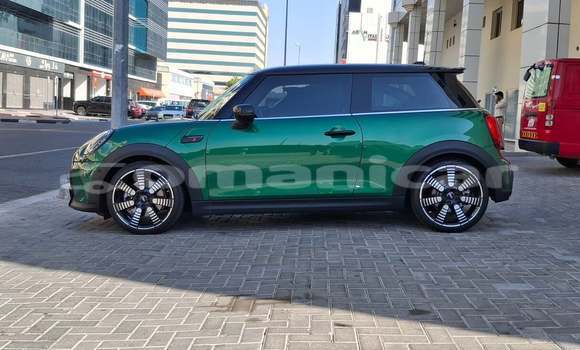 Buy Used MINI Cooper Green Car in Muscat in Masqat Buy Used MINI Cooper Green Car in Muscat in Masqat