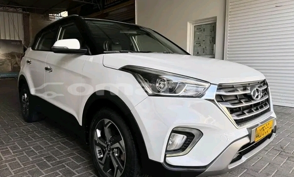 Buy Used Toyota RAV4 White Car in as–Suwayq in al-Batinah Buy Used Toyota RAV4 White Car in as–Suwayq in al-Batinah