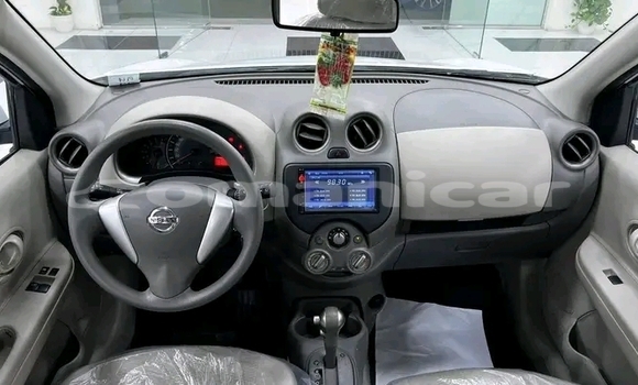 Buy Used Nissan Auster White Car in as–Suwayq in al-Batinah Buy Used Nissan Auster White Car in as–Suwayq in al-Batinah