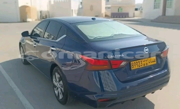 Buy Used Nissan Altima Black Car in 'Ibri in adh-Dhahirah Buy Used Nissan Altima Black Car in 'Ibri in adh-Dhahirah