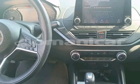 Buy Used Nissan Altima Black Car in 'Ibri in adh-Dhahirah Buy Used Nissan Altima Black Car in 'Ibri in adh-Dhahirah