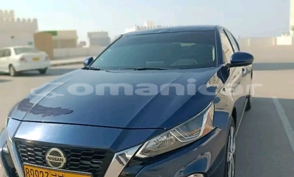 Buy Used Nissan Altima Black Car in 'Ibri in adh-Dhahirah Buy Used Nissan Altima Black Car in 'Ibri in adh-Dhahirah