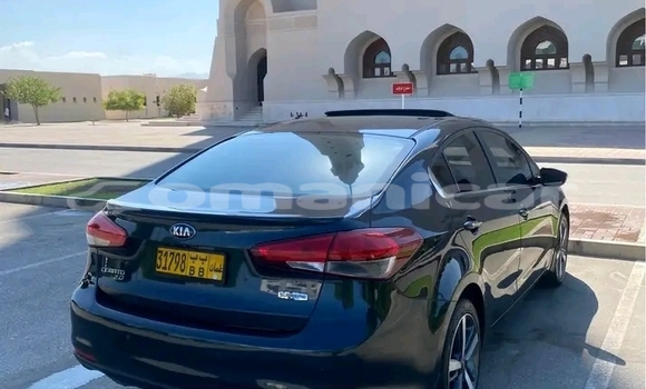 Buy Used Toyota Corolla Black Car in as–Sib in Masqat Buy Used Toyota Corolla Black Car in as–Sib in Masqat