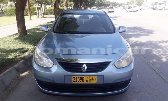 Buy Used Renault Fluence Blue Car in Ruwi in Masqat