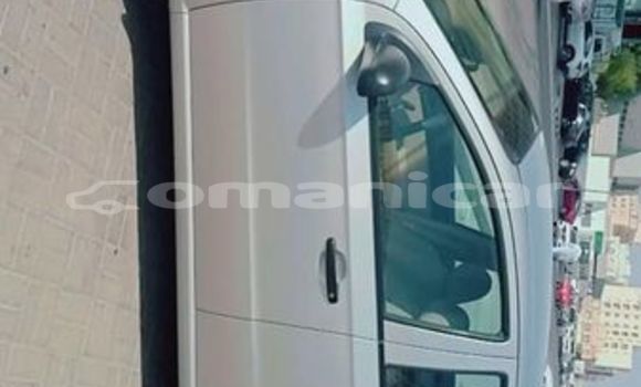 Buy Used Toyota 2000GT Other Car in Al khuwair in al-Batinah Buy Used Toyota 2000GT Other Car in Al khuwair in al-Batinah