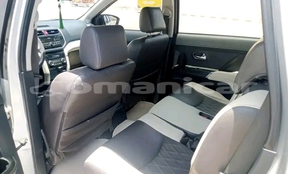 Buy Used Toyota Rush White Car in as–Sib in Masqat Buy Used Toyota Rush White Car in as–Sib in Masqat