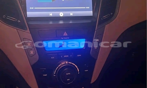Buy Used Hyundai Santa Fe White Car in ar–Rustaq in al-Batinah Buy Used Hyundai Santa Fe White Car in ar–Rustaq in al-Batinah