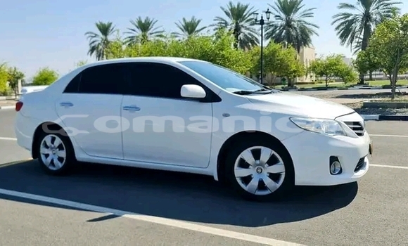 Buy Used Toyota Corolla White Car in Matrah in Masqat Buy Used Toyota Corolla White Car in Matrah in Masqat