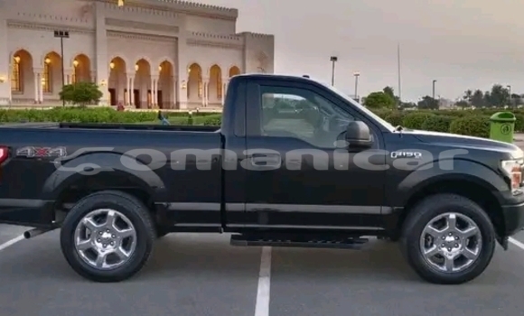 Buy Used Toyota RAV4 Black Car in Nizwa in ad-Dakhiliyah Buy Used Toyota RAV4 Black Car in Nizwa in ad-Dakhiliyah