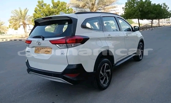 Buy Used Toyota Rush White Car in ar–Rustaq in al-Batinah Buy Used Toyota Rush White Car in ar–Rustaq in al-Batinah