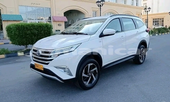 Buy Used Toyota Rush White Car in ar–Rustaq in al-Batinah Buy Used Toyota Rush White Car in ar–Rustaq in al-Batinah