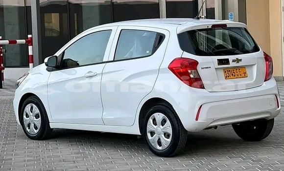 Buy Used Chevrolet Spark White Car in al–Mudaybi in ash-Sharqiyah Buy Used Chevrolet Spark White Car in al–Mudaybi in ash-Sharqiyah
