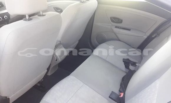 Buy Used Renault Fluence Blue Car in Ruwi in Masqat Buy Used Renault Fluence Blue Car in Ruwi in Masqat