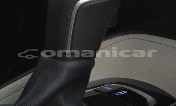 Buy Used Toyota Corolla White Car in Muscat in Masqat Buy Used Toyota Corolla White Car in Muscat in Masqat