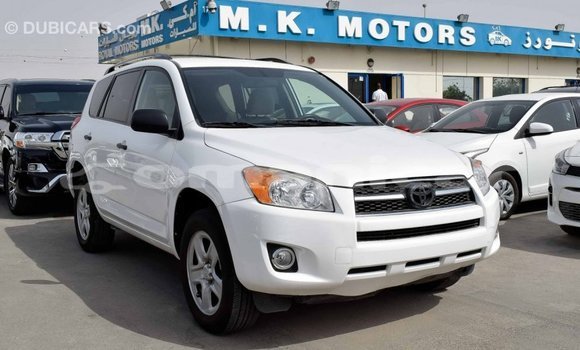 Buy Import Toyota 4Runner White Car in Import - Dubai in Dhufar Buy Import Toyota 4Runner White Car in Import - Dubai in Dhufar