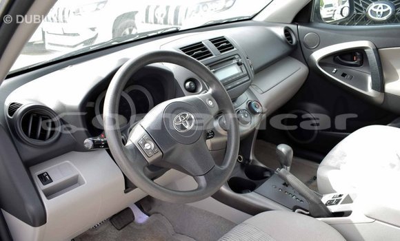Buy Import Toyota 4Runner White Car in Import - Dubai in Dhufar Buy Import Toyota 4Runner White Car in Import - Dubai in Dhufar