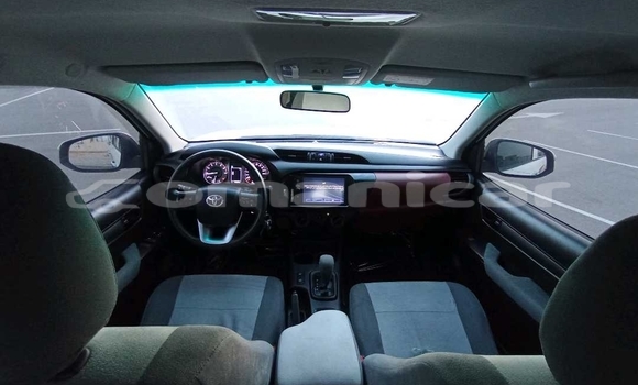 Buy Used Toyota Hilux White Car in Muscat in Masqat Buy Used Toyota Hilux White Car in Muscat in Masqat