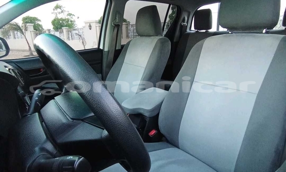 Buy Used Toyota Hilux White Car in Muscat in Masqat Buy Used Toyota Hilux White Car in Muscat in Masqat