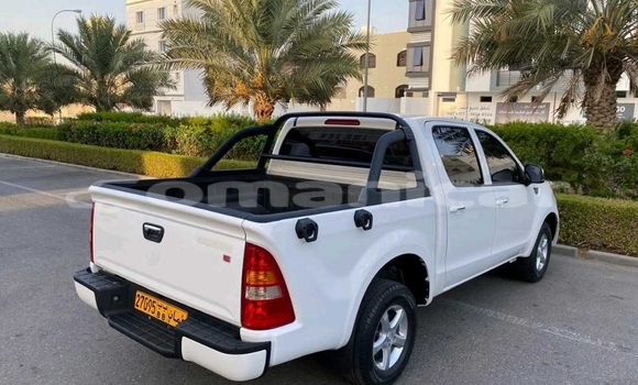 Buy Used Foton Tunland White Car in Muscat in Masqat Buy Used Foton Tunland White Car in Muscat in Masqat