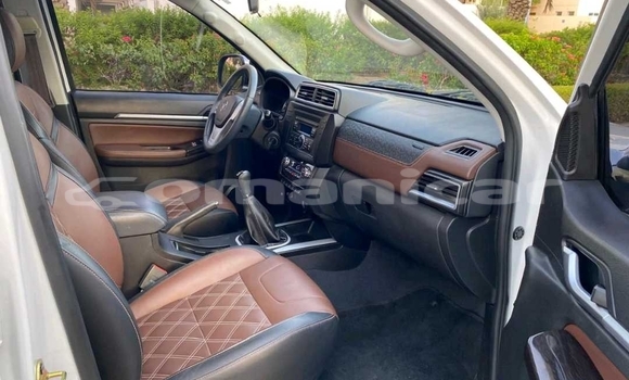 Buy Used Foton Tunland White Car in Muscat in Masqat Buy Used Foton Tunland White Car in Muscat in Masqat