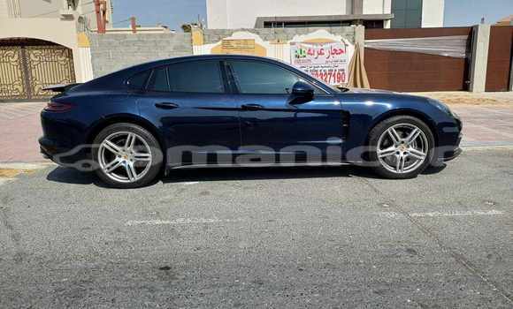 Buy Used Porsche Panamera Blue Car in Muscat in Masqat Buy Used Porsche Panamera Blue Car in Muscat in Masqat