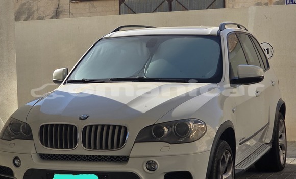Buy Used BMW X5 White Car in Al khuwair in al-Batinah Buy Used BMW X5 White Car in Al khuwair in al-Batinah