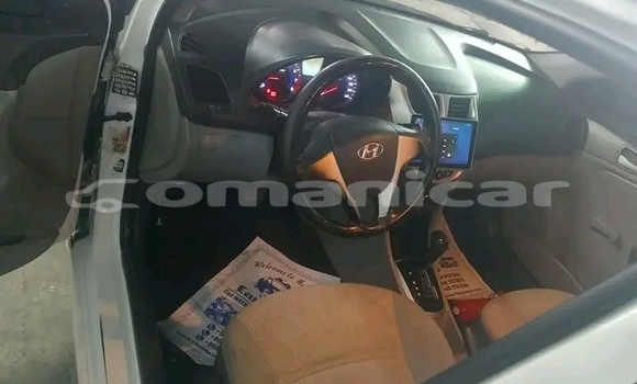 Buy Used Honda Civic White Car in as–Sib in Masqat Buy Used Honda Civic White Car in as–Sib in Masqat