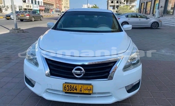 Buy Used Toyota Auris White Car in as–Suwayq in al-Batinah Buy Used Toyota Auris White Car in as–Suwayq in al-Batinah