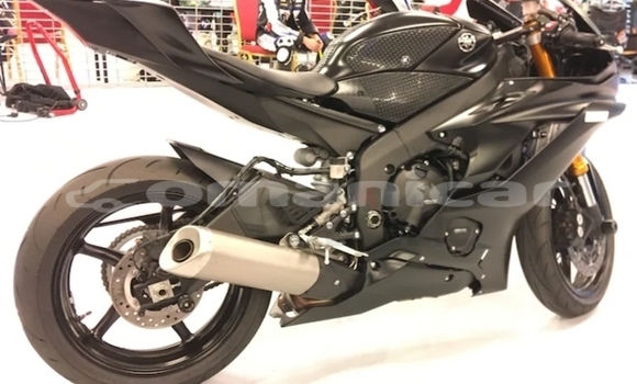 Buy Used Yamaha YZF Black Bike in Muscat in Masqat