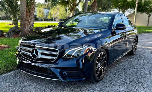 Buy Used Mercedes-Benz E–Class Blue Car in Muscat in Masqat Buy Used Mercedes-Benz E–Class Blue Car in Muscat in Masqat