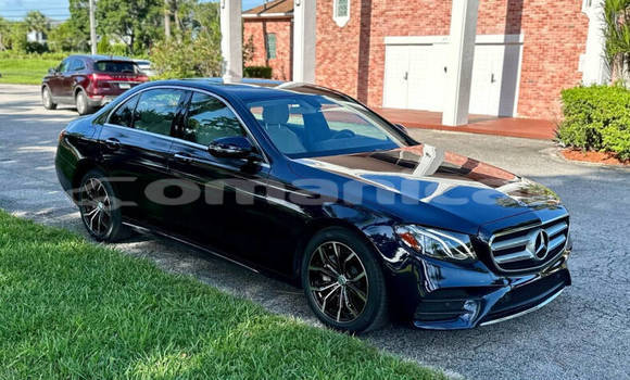 Buy Used Mercedes-Benz E–Class Blue Car in Muscat in Masqat Buy Used Mercedes-Benz E–Class Blue Car in Muscat in Masqat