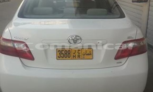 Buy Used Toyota Camry White Car in Ruwi in Masqat Buy Used Toyota Camry White Car in Ruwi in Masqat