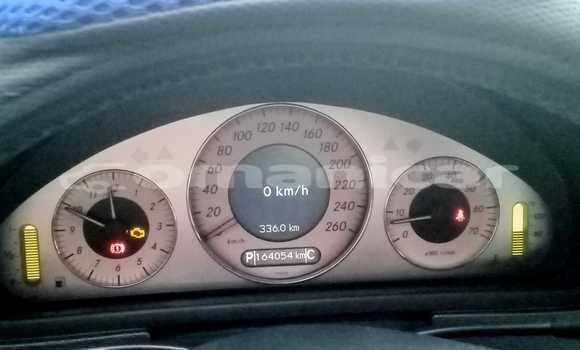 Buy Used Mercedes Viano Silver Car in Muscat in Masqat Buy Used Mercedes Viano Silver Car in Muscat in Masqat