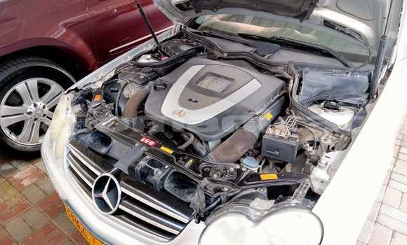 Buy Used Mercedes Viano Silver Car in Muscat in Masqat Buy Used Mercedes Viano Silver Car in Muscat in Masqat