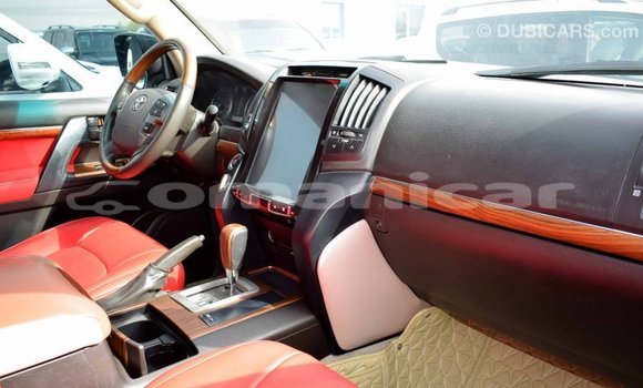 Buy Import Toyota Land Cruiser Black Car in Import - Dubai in Dhufar Buy Import Toyota Land Cruiser Black Car in Import - Dubai in Dhufar
