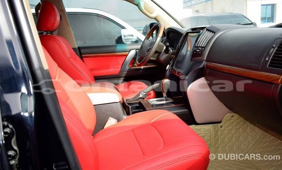 Buy Import Toyota Land Cruiser Black Car in Import - Dubai in Dhufar Buy Import Toyota Land Cruiser Black Car in Import - Dubai in Dhufar
