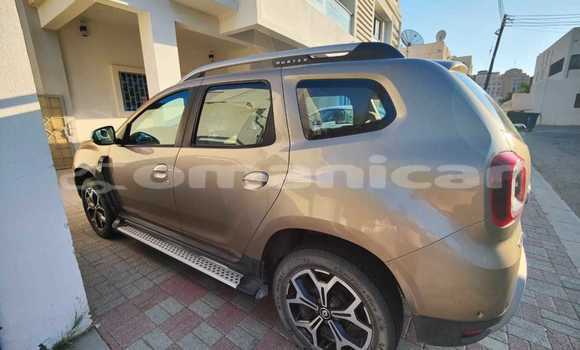Buy Used Renault 20 Beige Car in Muscat in Masqat Buy Used Renault 20 Beige Car in Muscat in Masqat