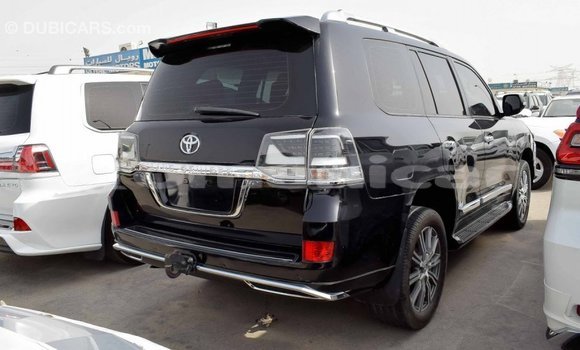 Buy Import Toyota Land Cruiser Black Car in Import - Dubai in Dhufar Buy Import Toyota Land Cruiser Black Car in Import - Dubai in Dhufar