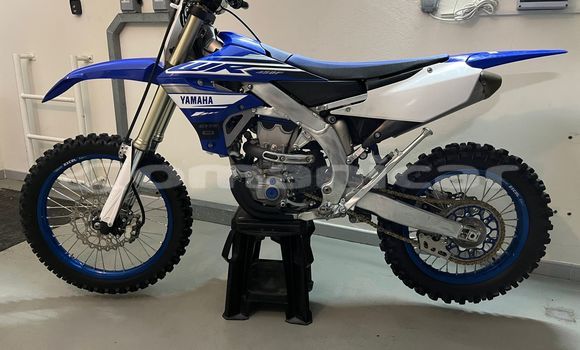 Buy Used Yamaha WR 450 F Blue Bike in Muscat in Masqat Buy Used Yamaha WR 450 F Blue Bike in Muscat in Masqat