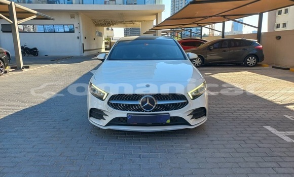 Buy Used Mercedes-Benz A200 White Car in Muscat in Masqat Buy Used Mercedes-Benz A200 White Car in Muscat in Masqat