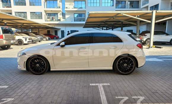 Buy Used Mercedes-Benz A200 White Car in Muscat in Masqat Buy Used Mercedes-Benz A200 White Car in Muscat in Masqat