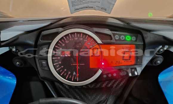 Buy Used Suzuki GSX–R Blue Bike in Muscat in Masqat Buy Used Suzuki GSX–R Blue Bike in Muscat in Masqat