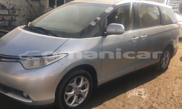Buy Used Toyota Previa Other Car in Suhar in al-Batinah Buy Used Toyota Previa Other Car in Suhar in al-Batinah